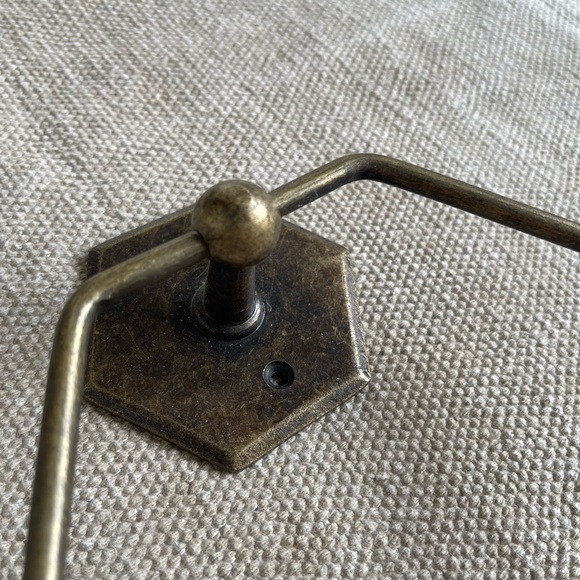 Antique Brass Hexagon Towel Ring - Picture 4 of 7